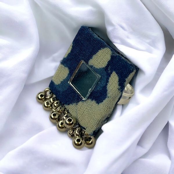 Blue Square Ring with Mirror