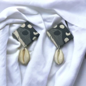 Grey With Cowrie