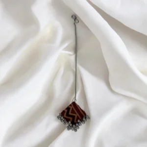 Maroon Rectangle Maang Tikka