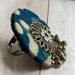 Blue hexagone ring