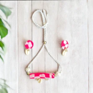 Pink pencil choker
