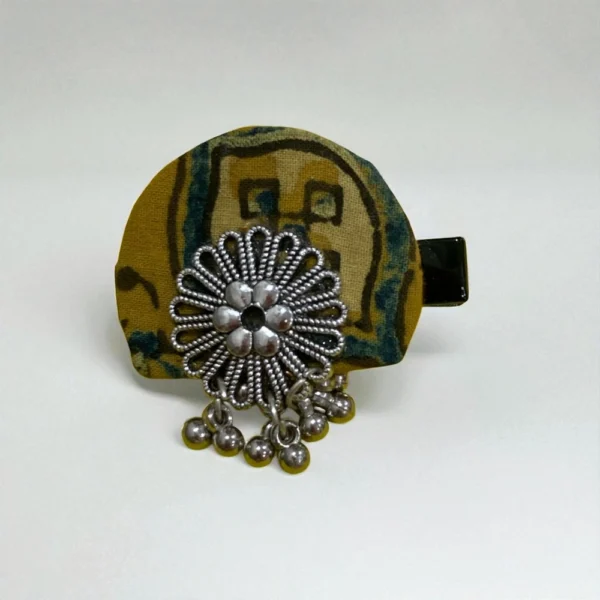 Yellow hair pin - Image 2