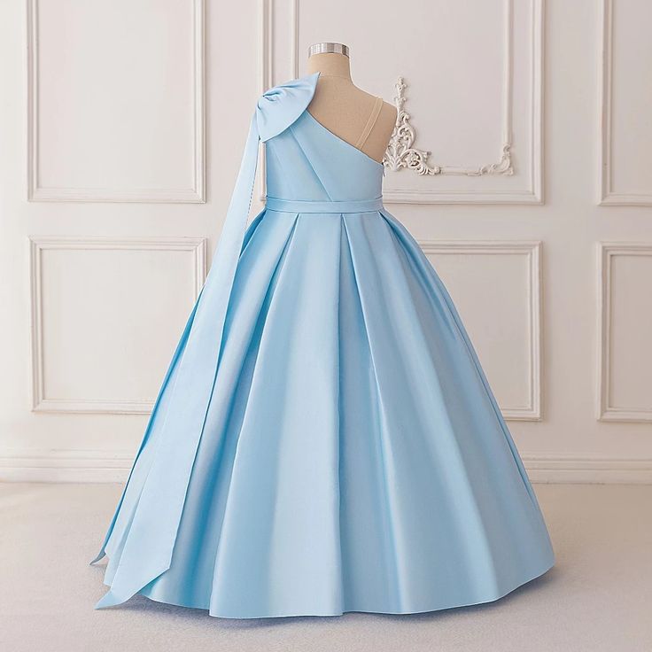 Kids Gowns